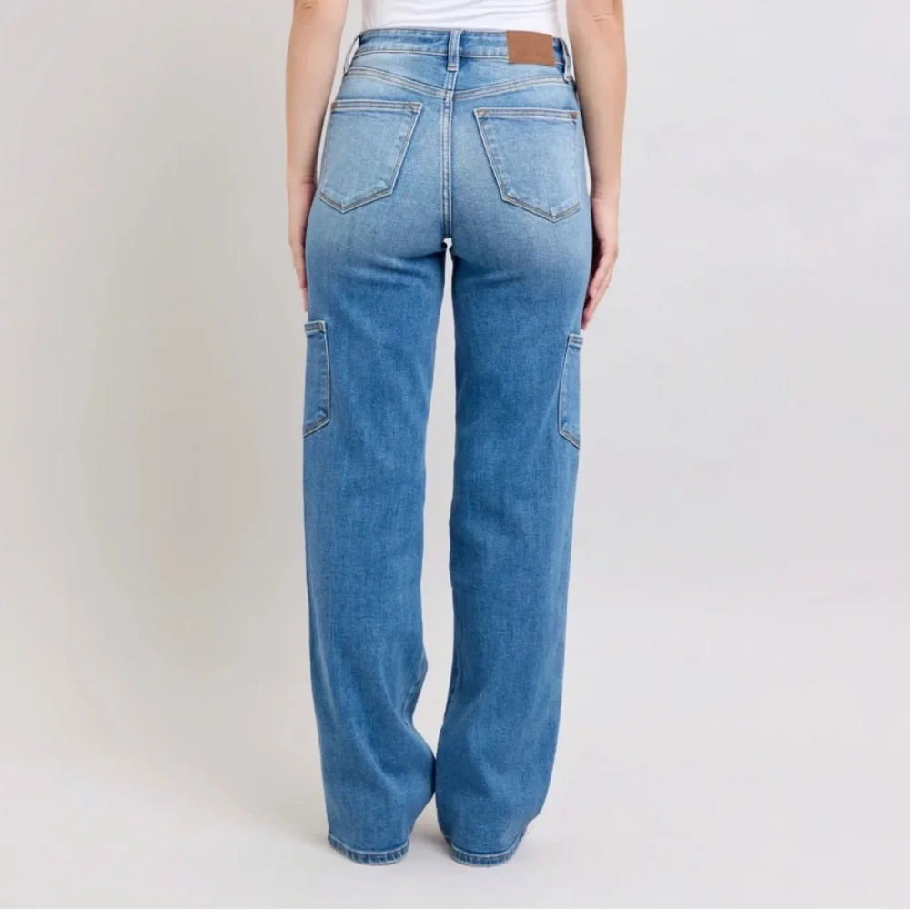 Judy Blue high rise straight jeans - Picture 3 of 4